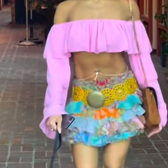 Bellybutton ring & chain - Picture 3 of 4